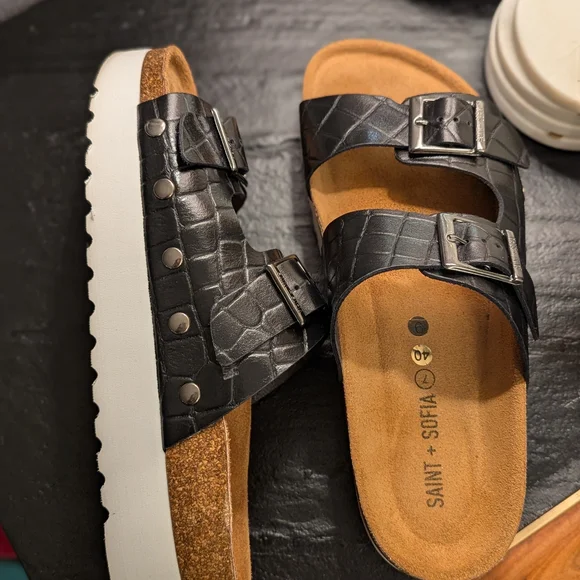 Saint + Sophia Sandals Size 9 - Picture 3 of 6